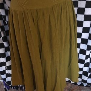 🤡5 for 20 🤡 olive green skirt